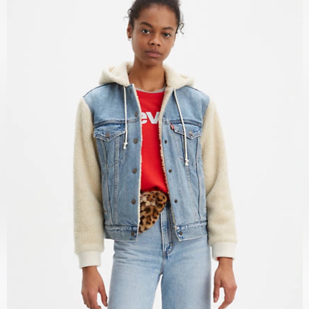 Levi's Ex-boyfriend Sherpa Hooded Trucker Jacket